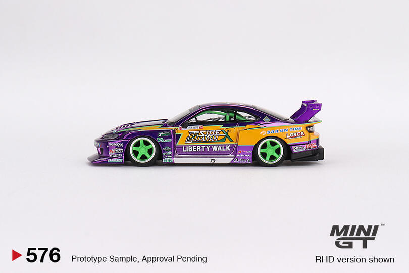 Mini GT - LB-Super Silhouette Nissan S15 SILVIA #555 2022 Formula Drift Japan Blister